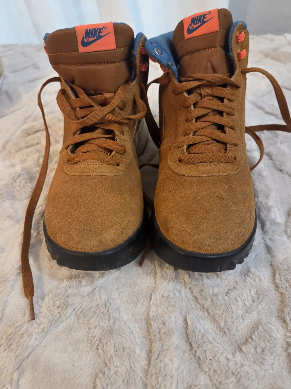 Nike Hoodland Men's Size 10 Light British‎ Bone Black CU1585-200 Boots